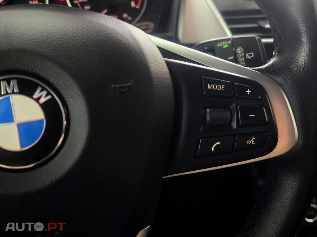 BMW 216 d Line Sport — fotografia 27