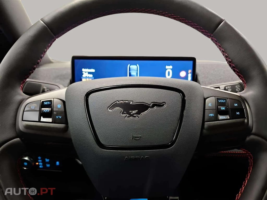 Ford Mustang Mach-E 76kWh Allrad Autom