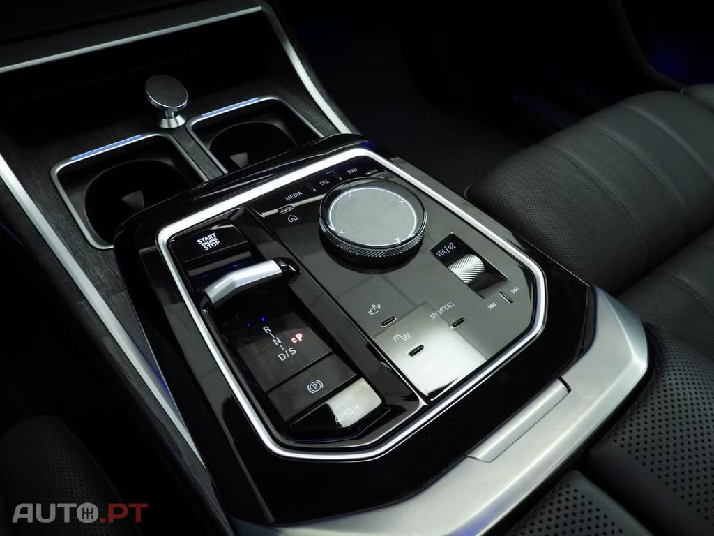 BMW 750 e xDrive