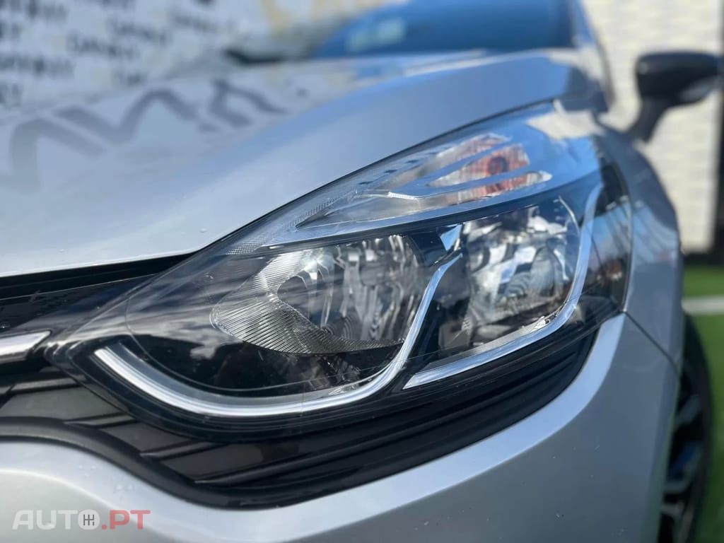 Renault Clio Energy dCi 90 Start & Stop EDC LIMITED