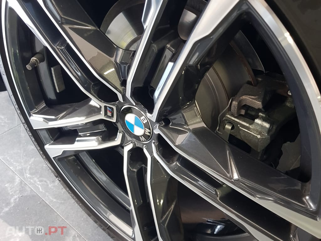 BMW 216 Grand coupê