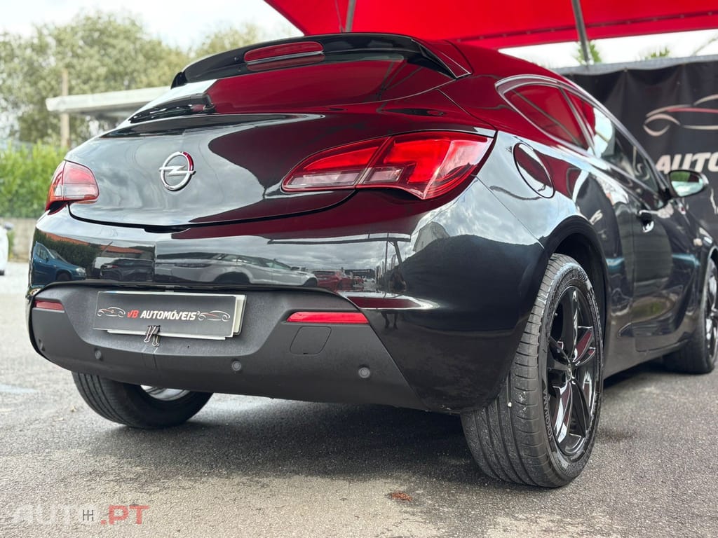 Opel Astra 1.7 CDTi Selection Business