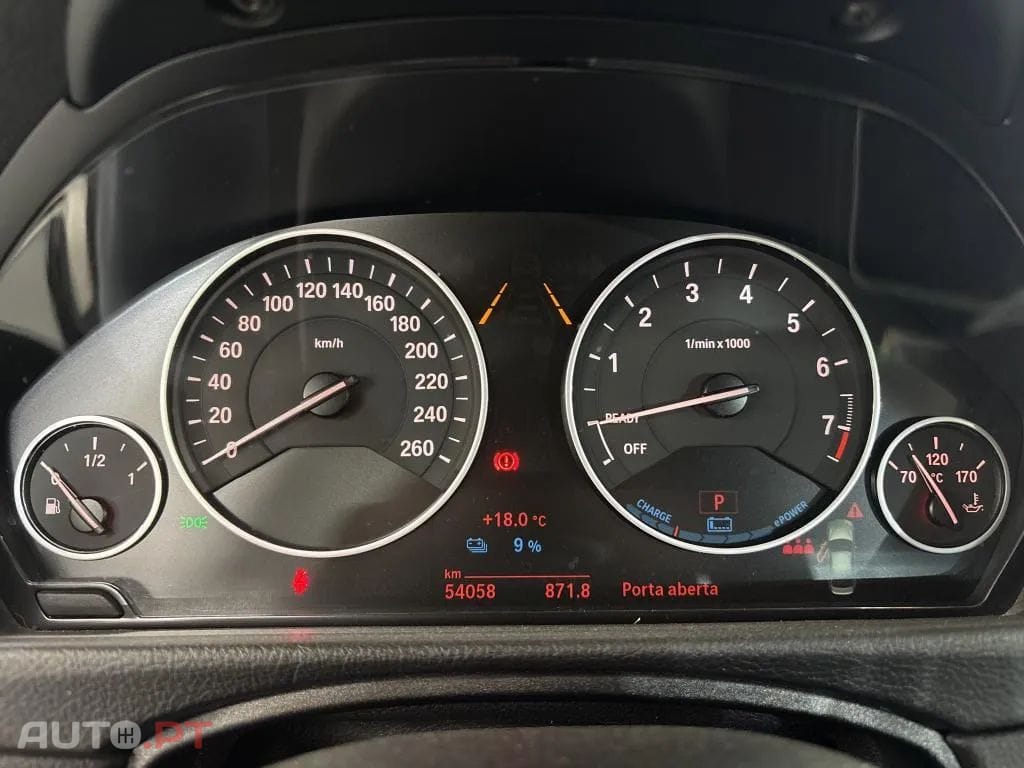 BMW 330 e iPerformance Advantage