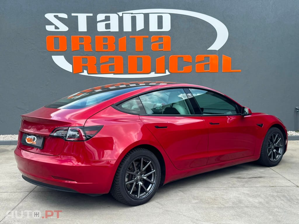 Tesla Model 3 Standard Range Plus RWD