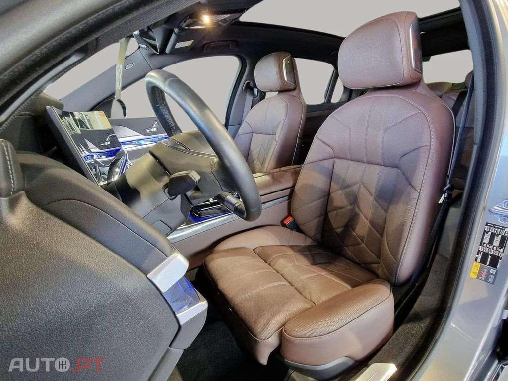BMW i7 xD Design Excellence