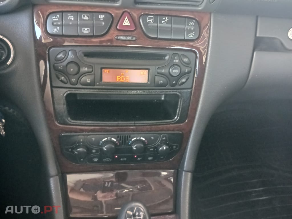 Mercedes-Benz C 220 CDI Elegance  W203