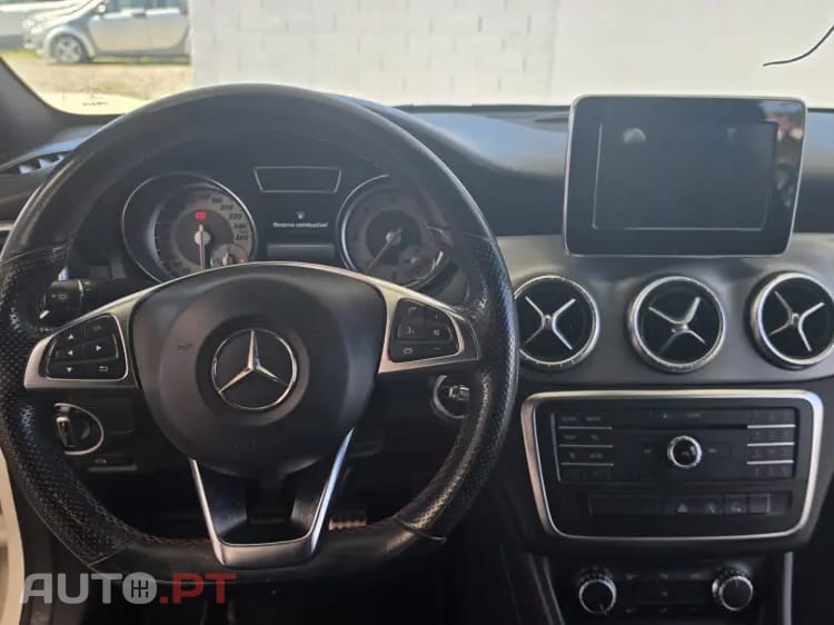 Mercedes-Benz CLA 180 (CDI) d AMG Line