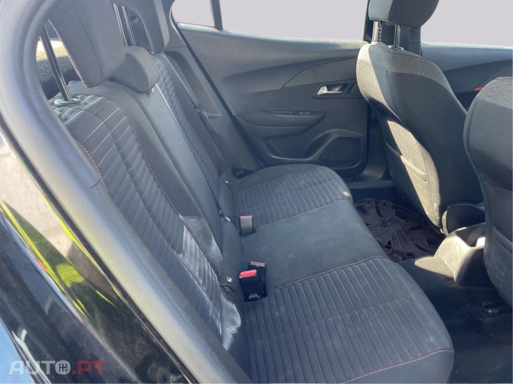 Peugeot 2008 1.2 Active Business