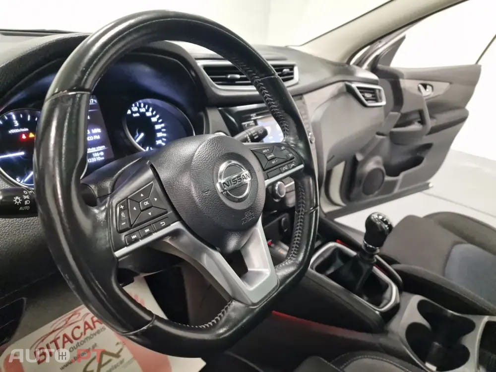 Nissan Qashqai 1.5 dCi N-Connecta