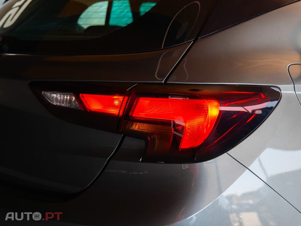 Opel Astra 1.6 CDTI Dynamic S/S