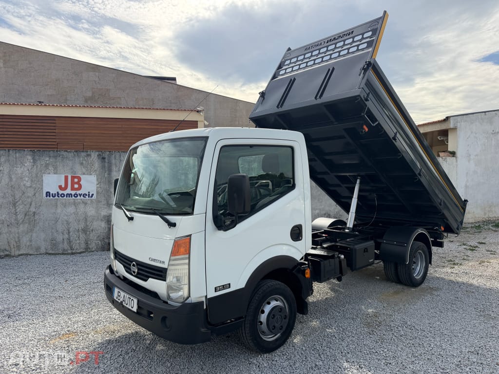 Nissan Cabstar 2.5 dCI 3LUG Tri-Basculante 62.000 Kms
