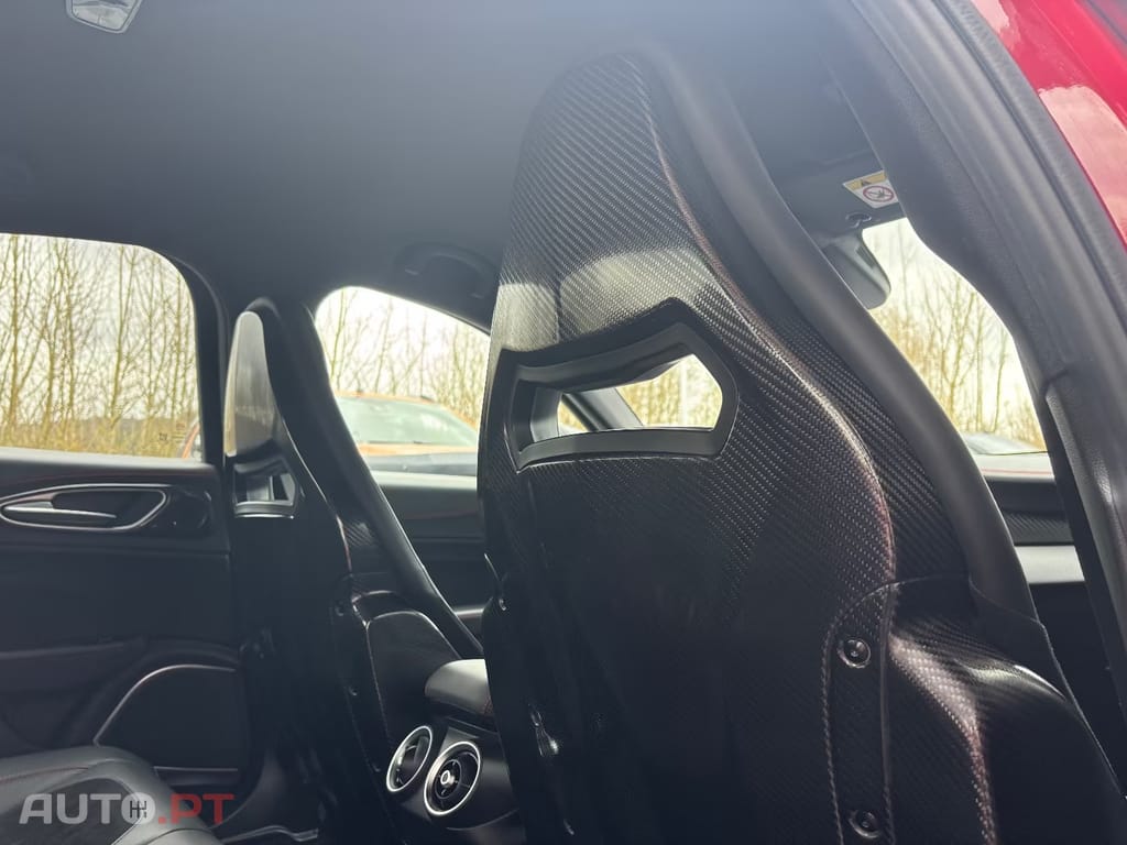 Alfa Romeo Giulia 2.9 Bi-Turbo Quadrifoglio AT8