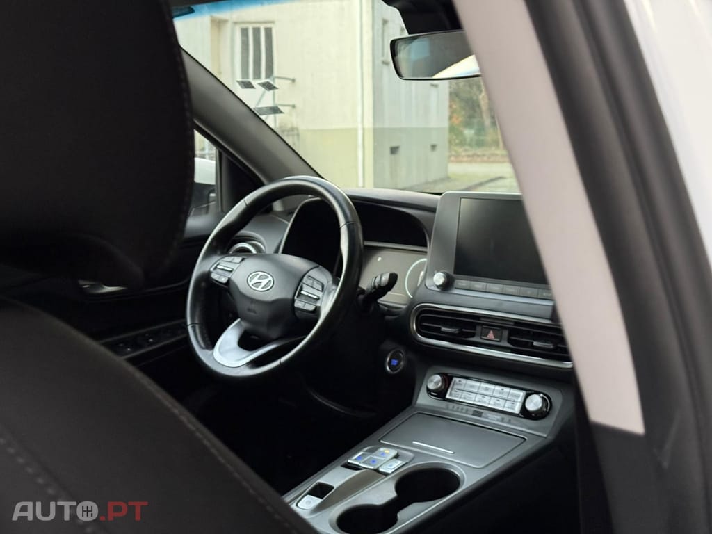 Hyundai Kauai EV PREMIUM 39kWh