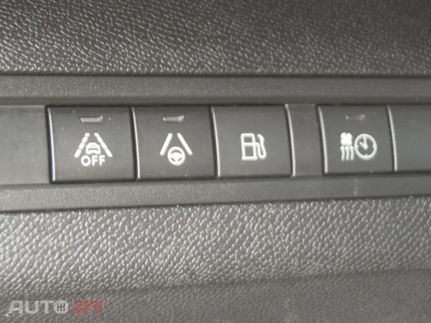 Peugeot 3008 1.6 HYBRID GT PACK e-EAT8