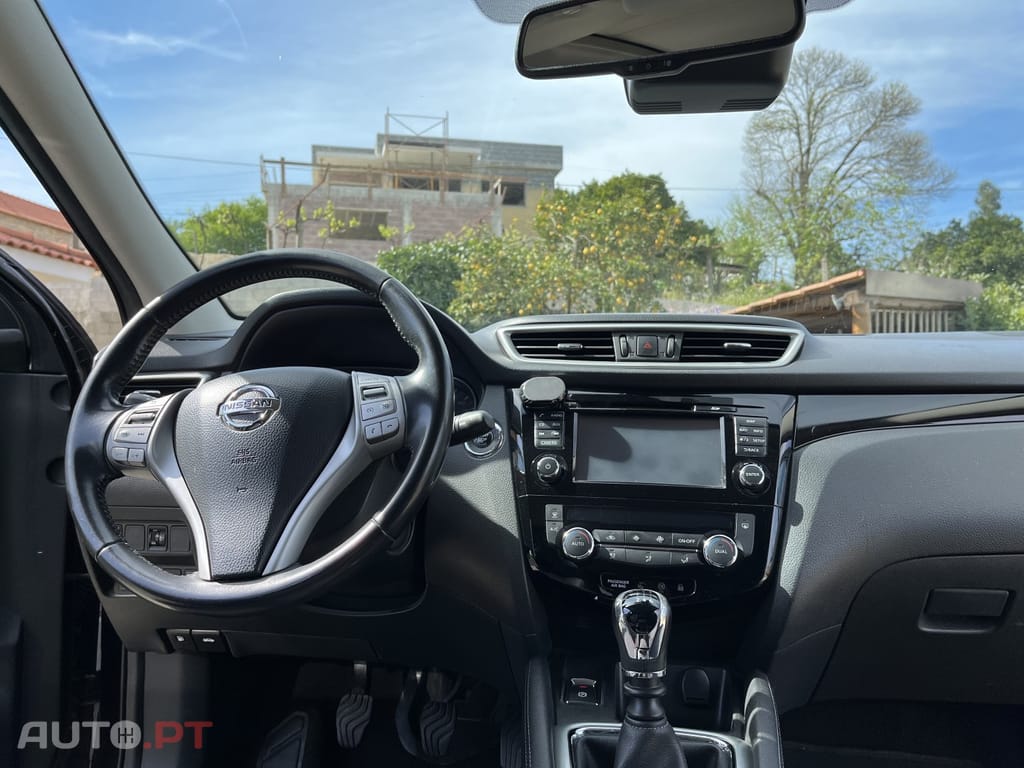 Nissan Qashqai 1.5 dCi N-Connecta 18 RS+PS