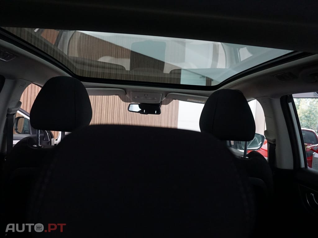 Nissan Qashqai 1.5 dCi N-Connecta 18