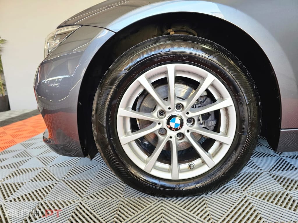 BMW 318 d Line Sport Auto