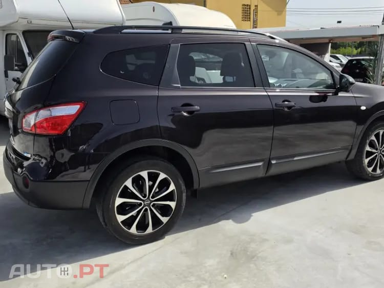 Nissan Qashqai +2 1.6 dCi Tekna Premium 18 360 S&S