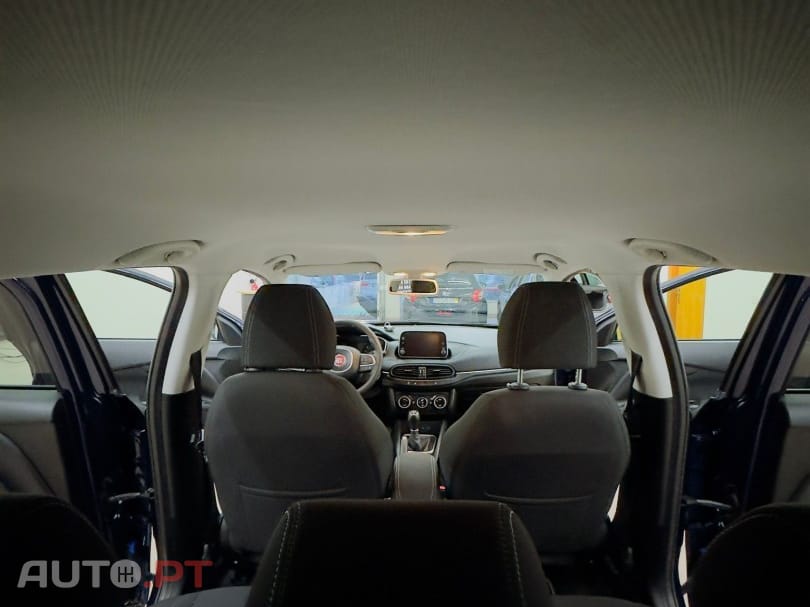 Fiat Tipo 1.3 M-Jet Lounge