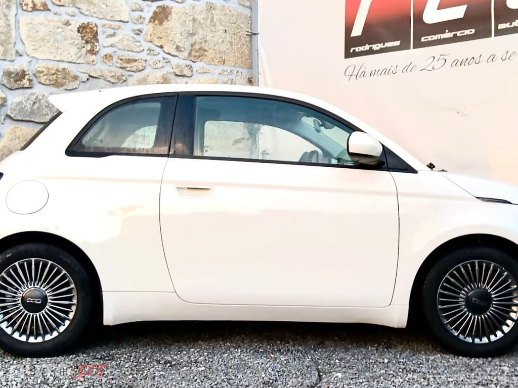 Fiat 500e 500e 42kWh ICON