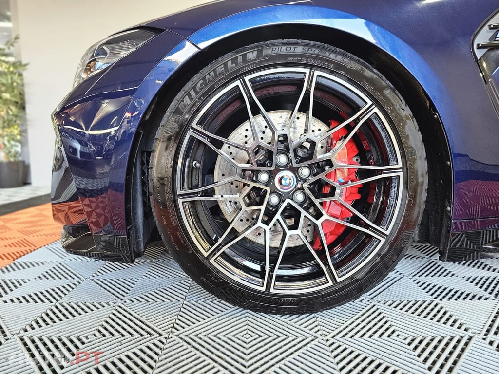 BMW M4 Competition M xDrive