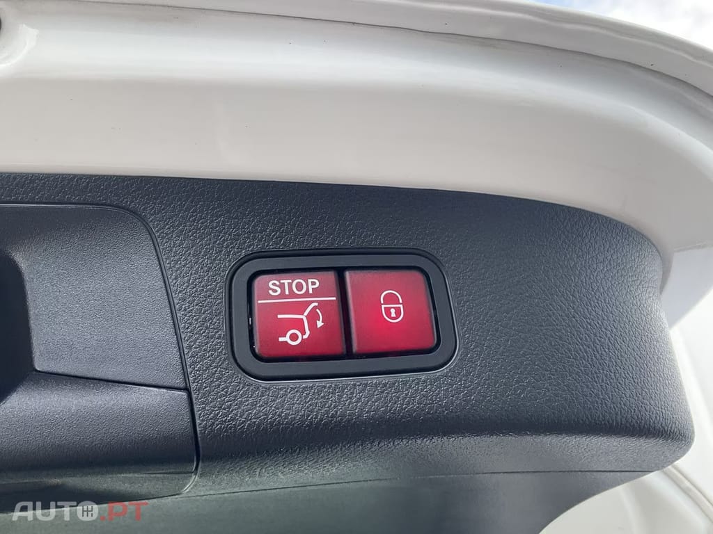 Mercedes-Benz EQA 250 AMG Line