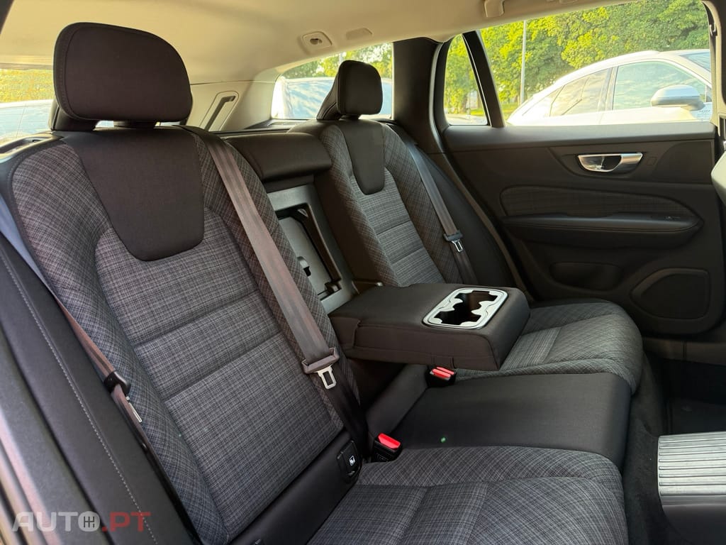 Volvo V60 2.0 T6 AWD TE Essential