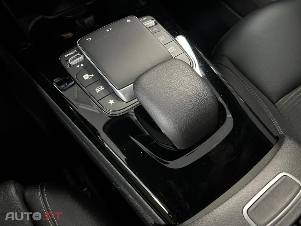 Mercedes-Benz A 250 e  Progressive