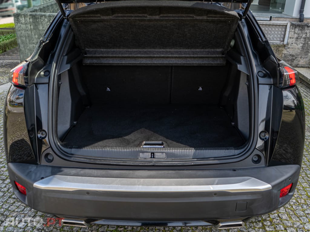 Peugeot 2008 1.2 PureTech Allure Pack