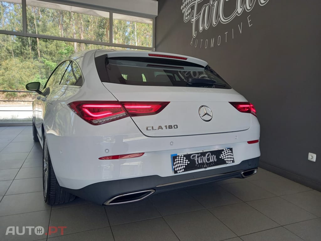 Mercedes-Benz CLA 180 Progressive Line