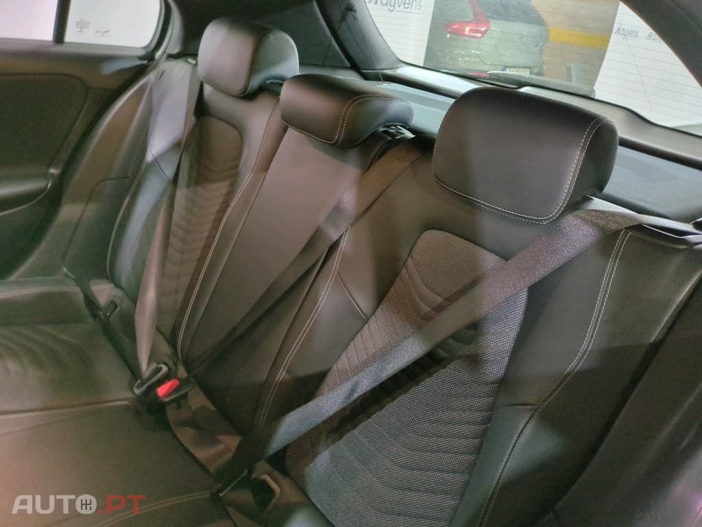 Mercedes-Benz A 250 e Style Plus