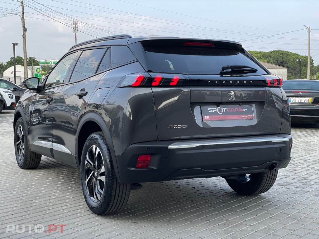 Peugeot 2008 1.2 PureTech Allure Pack