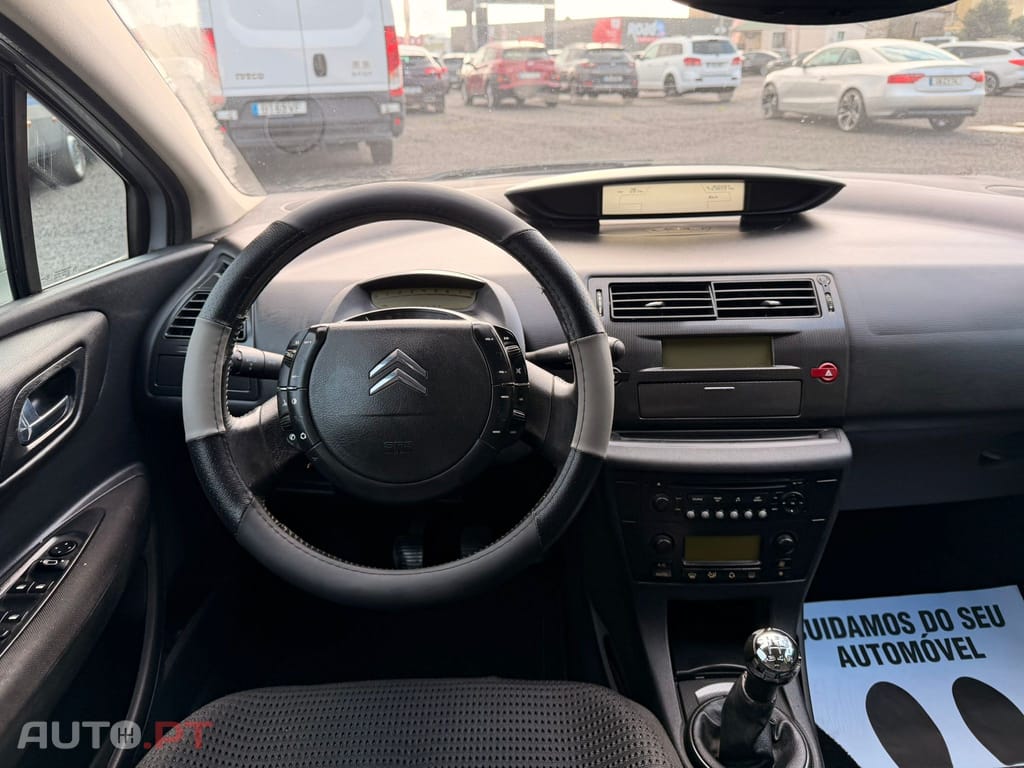 Citroen C4 1.4 16V VTR Pack