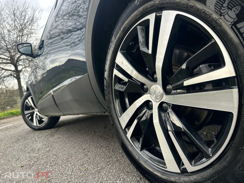 Peugeot 5008 1.2 PureTech GT Pack EAT8
