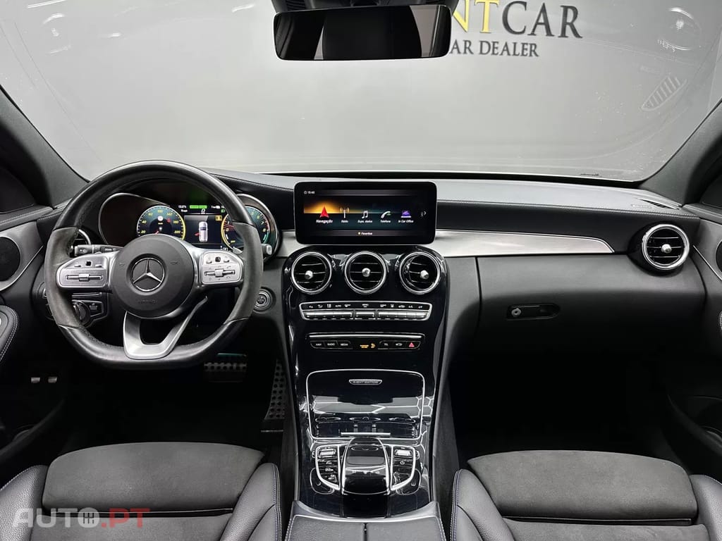 Mercedes-Benz C 300 e AMG Line