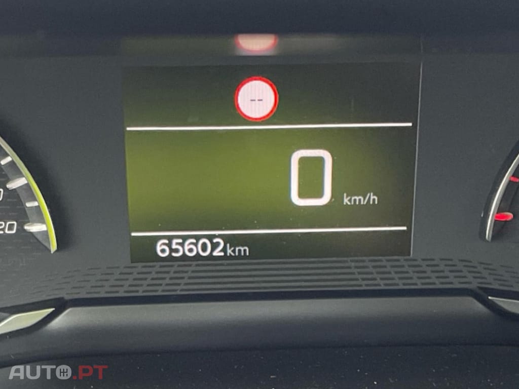 Peugeot 2008 1.2 PureTech Active Pack