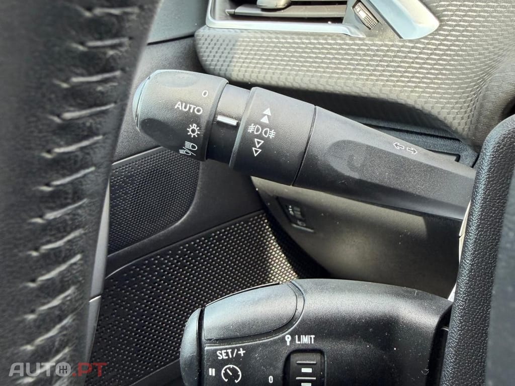 Peugeot 2008 1.6 BlueHDi Allure