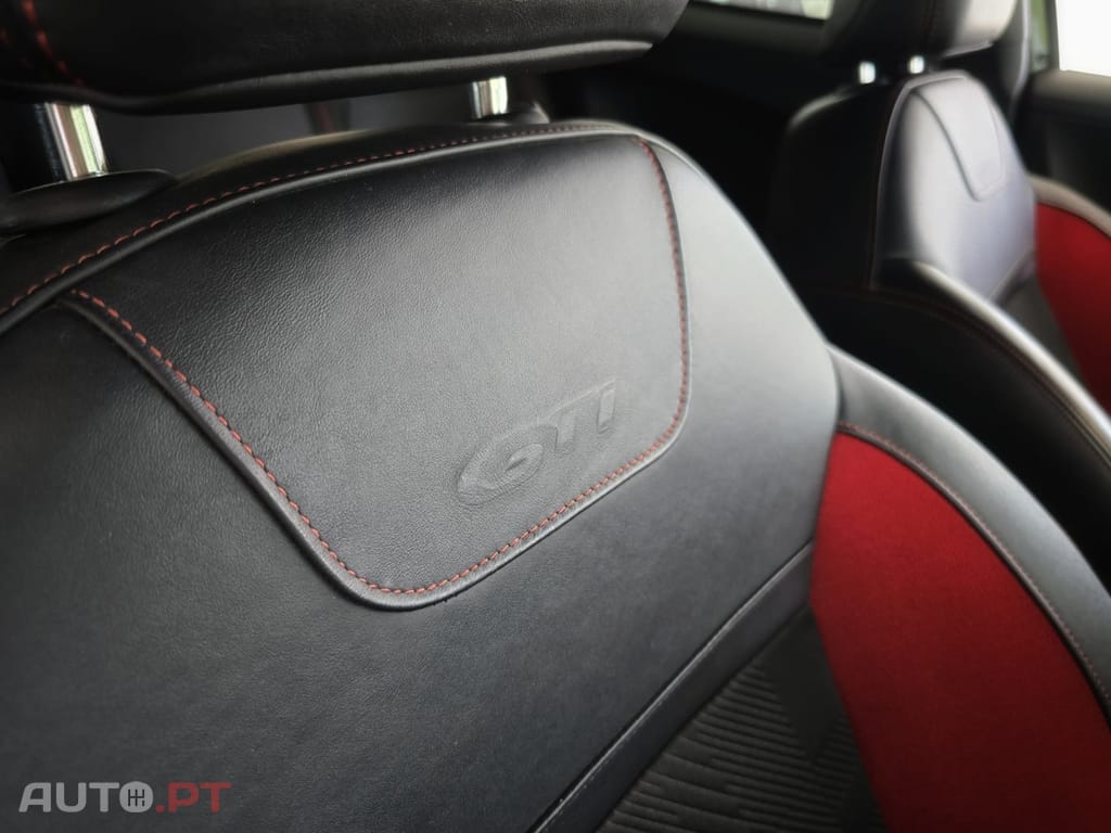 Peugeot 208 1.6 THP GTi