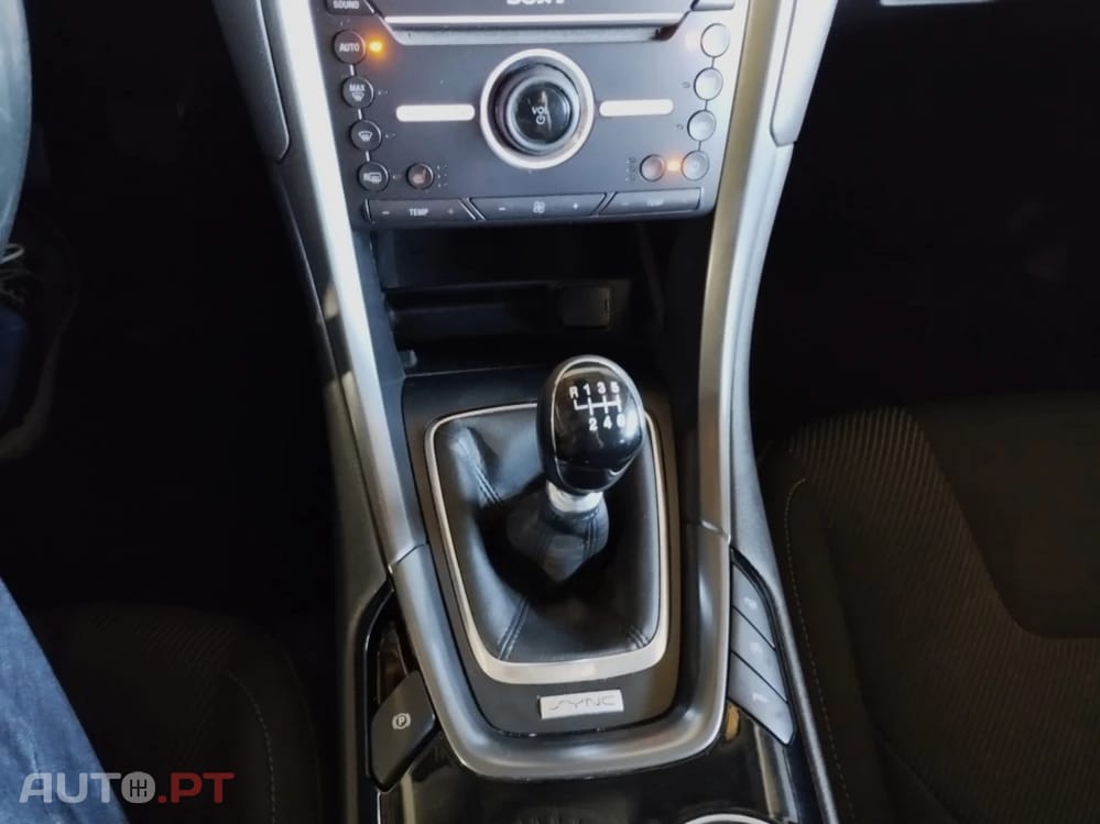 Ford Mondeo SW 1.5 TDCi Titanium