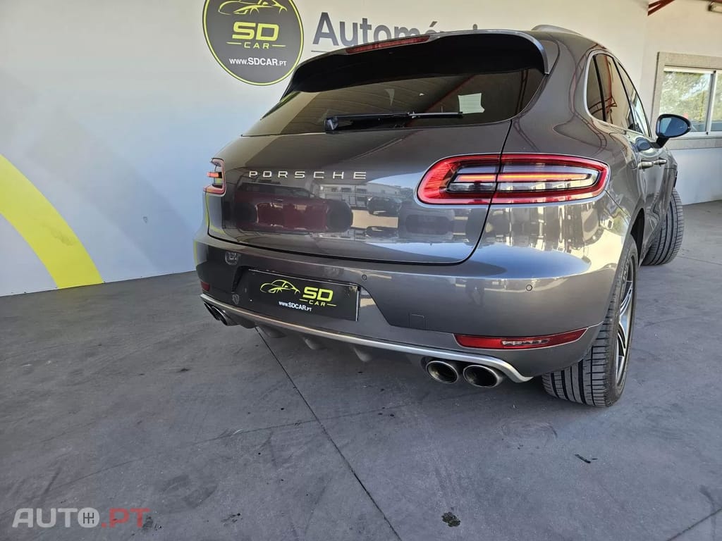 Porsche Macan S
