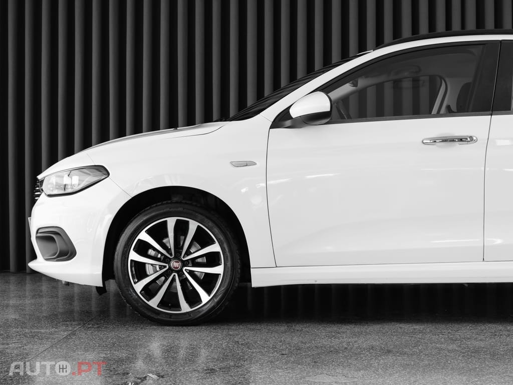Fiat Tipo 1.3 M-Jet Lounge