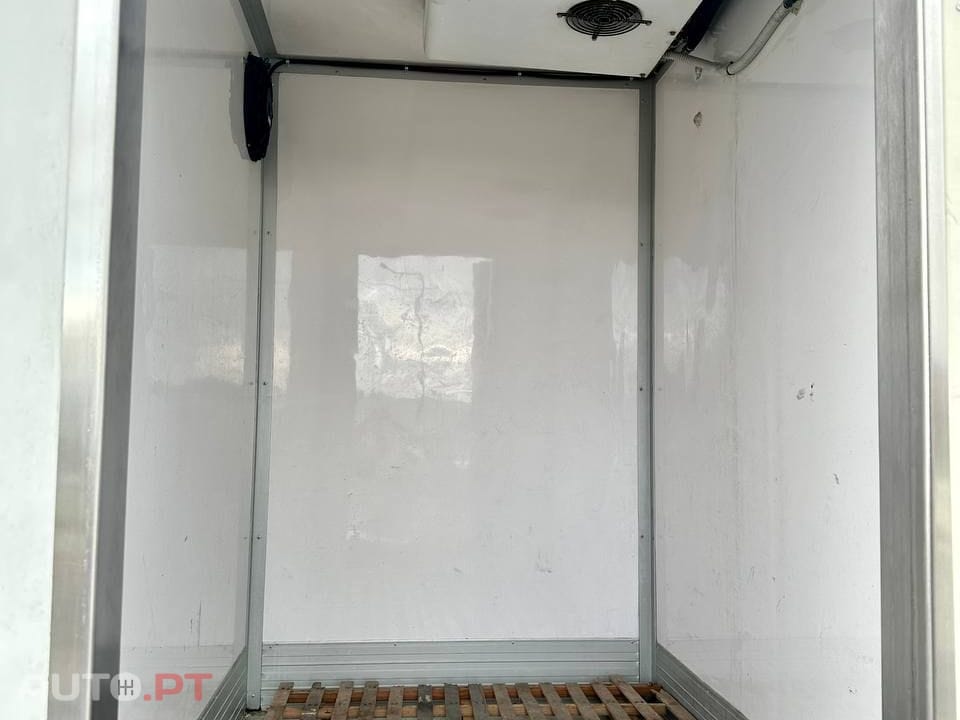 Mitsubishi Canter 3S13 FE73BB4SLEA3