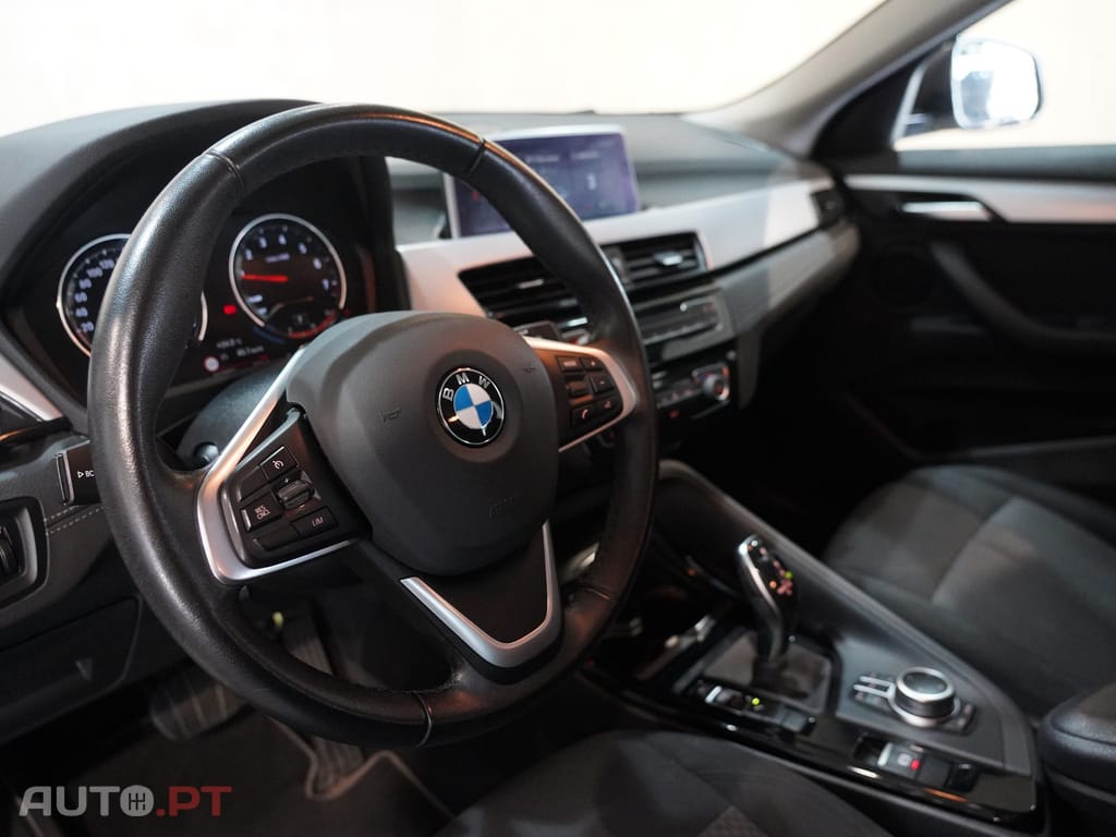 BMW X2 18 i sDrive Auto