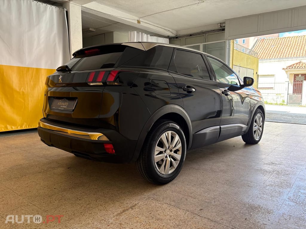 Peugeot 3008 1.5 BlueHDi Active