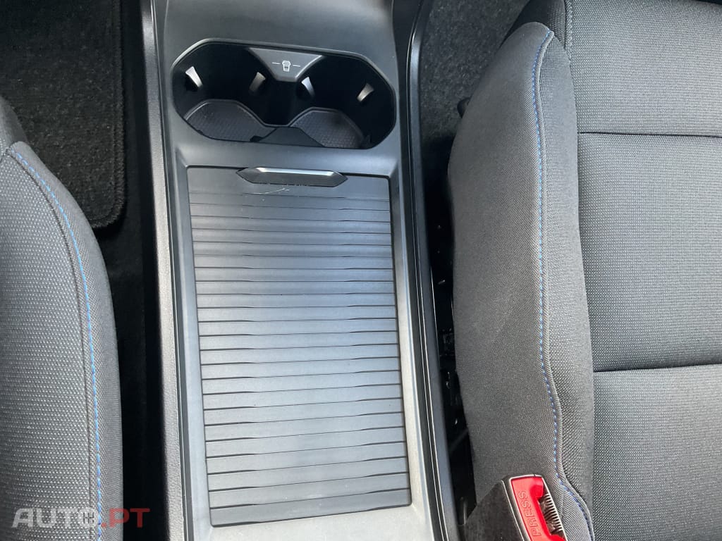 MG MG4 51 kWh Standard