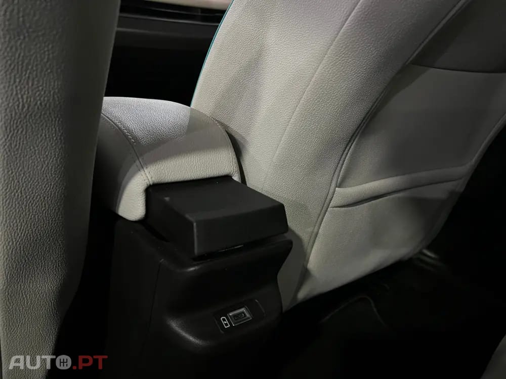 Fiat 600 1.2 Hybrid La Prima