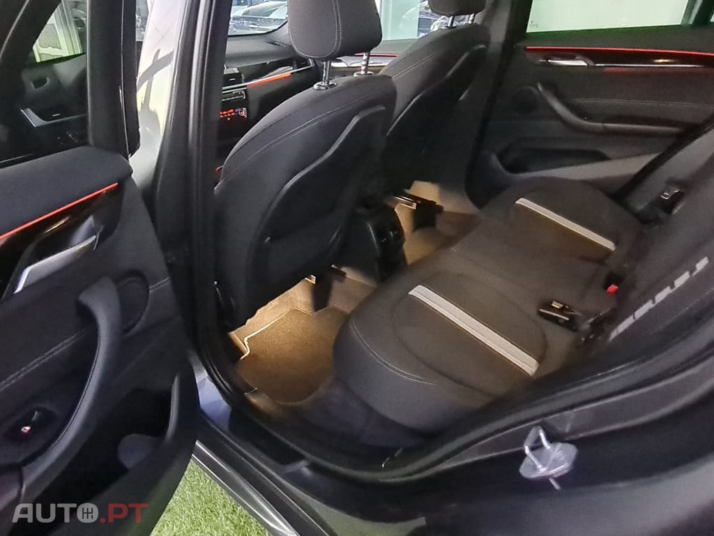 BMW X1 18 d sDrive Auto Line Sport