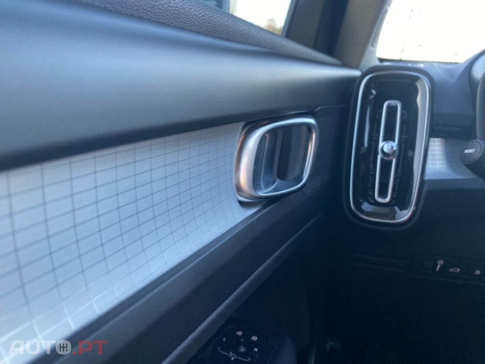 Volvo XC40 1.5 T4 PHEV Inscription