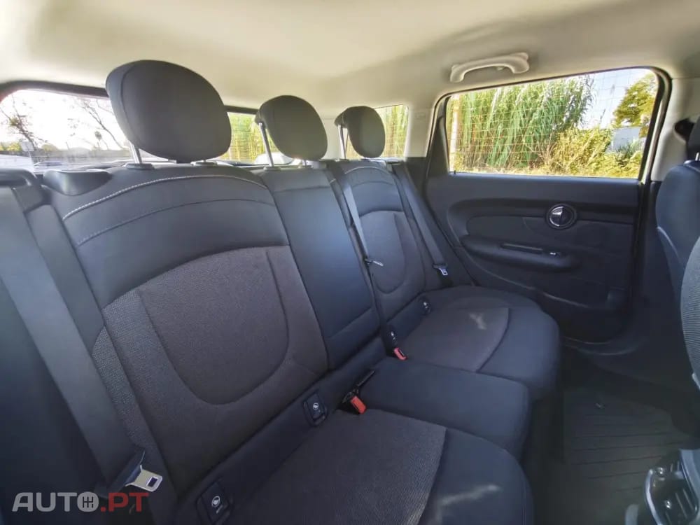MINI Clubman One D Aut. Blackyard