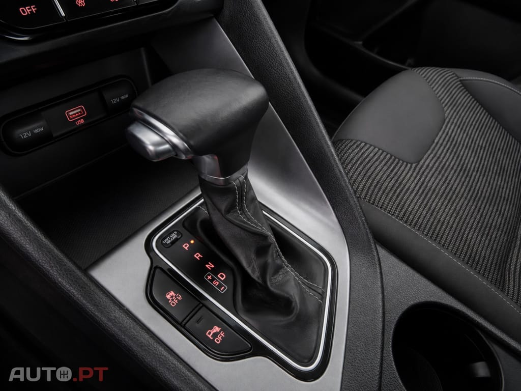 Kia Niro 1.6 GDi HEV Urban